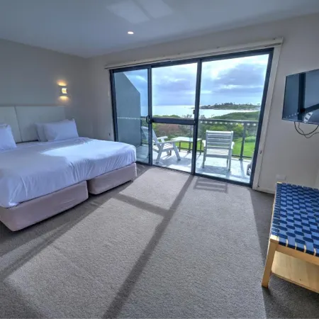 Diamond Island Resort, Restaurant & Bar and Penguin Show