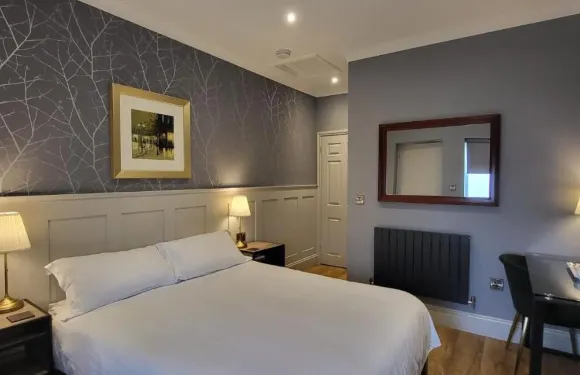 白馬旅館及餐廳