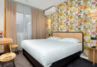 Hôtel de l'Octroi Hotel dekat Place Gambetta
