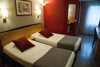 Hôtel Inn Design Resto Novo Bourges Hôtels à proximité de : Apremont-sur-Allier