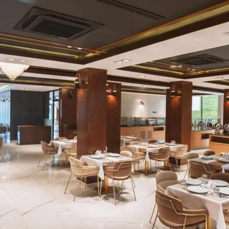 Noor Land Hotel