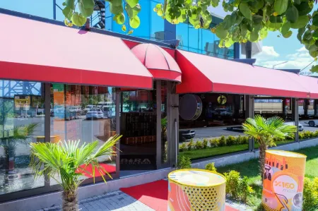 Brand Business Hotel