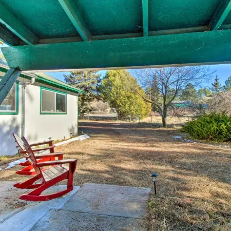 Near Fool Hollow Lake and Trails Family Cabin