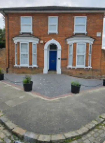 Private Room in Town Centre Free Parking WI FI and Patio with AA Stay Ltd Hotels in 