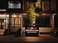 Hotel Basant Sarovar - 駐車場