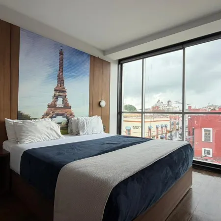 Ikonik Hotel Puebla Отели рядом с достопримечательностью «Концертный зал Acrópolis Puebla»