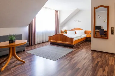 Hotel Garni Zum Dorfbrunnen Hotels in Bornheim