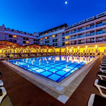 Julian Club Hotel