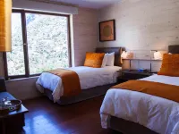 Noi Puma Lodge