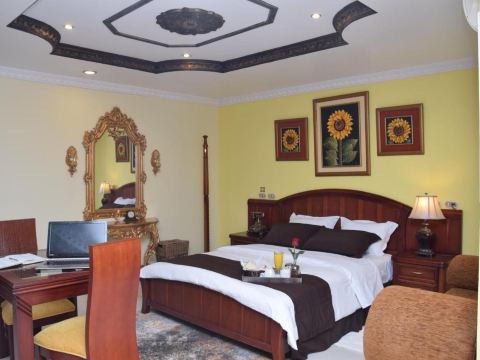 Hotel Perla Verde