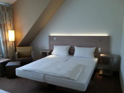 伊租梅爾帕餐廳飯店 希爾德斯海姆大學附近的飯店