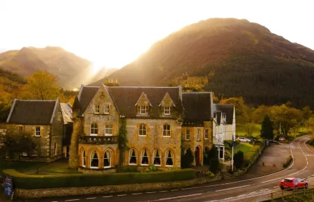 The Ballachulish Hotel Отели в г. Гленко