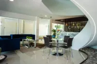 入住旅館飯店 雷諾薩住宿飯店