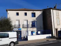 Le Relais Bleu Hotels in Nissan-lez-Enserune