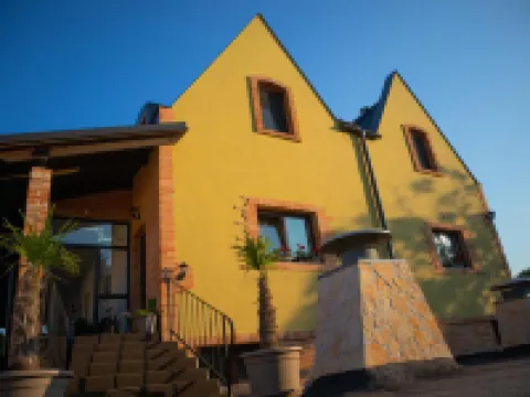 Penzión Wellness & Restaurant Zoborská, free parking Hotéis em Nitra