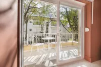 Rainbow Suites by Olala Homes