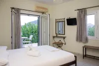 Konstantinos Hotel & Apartments 2
