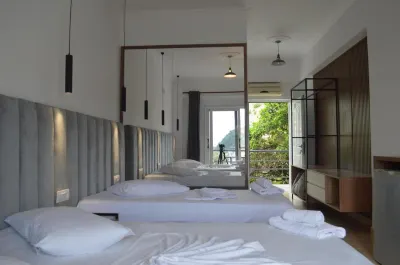 Velco BB Himara Hoteles en Qazim Pali