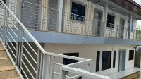 Ndouha House - parking