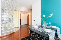 Santa Chiara Apartment by MyHomeInComo Hotels in Albese Con Cassano