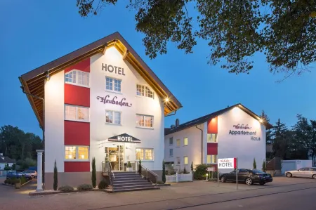 Hotel Heuboden Отели в г. Айхштеттен