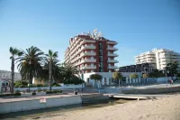 Aparthotel Acualandia Hotels near El Parc d'Artilleria