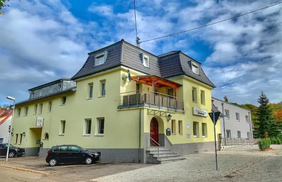 祖爾克朗伽尼酒店