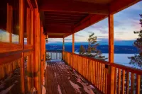 Auberge Cap au Leste Hotels in La Baie