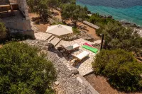 Villa Insula by Belmont Realty