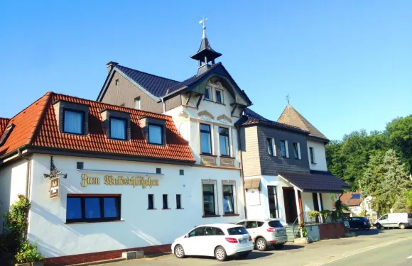 瓦爾德城堡酒店