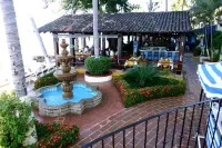 Lindo Mar Resort