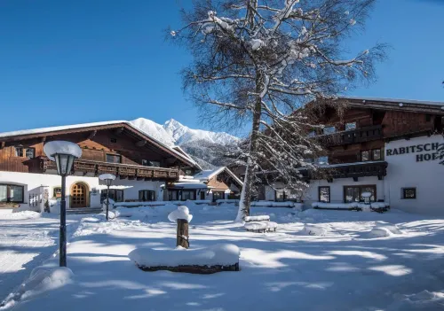 SR Apartments Gmbh Rabitschhof Hotel di Zirl