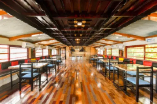 海灘樂園日間遊輪船屋飯店