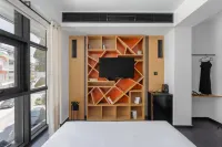 The Urbanist •Inner City Residences•