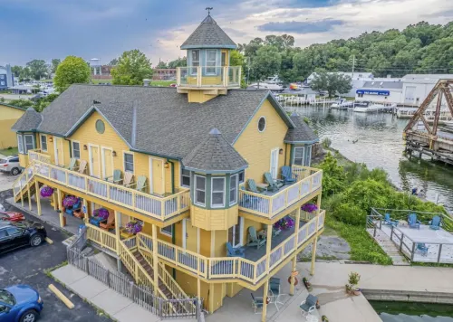 Bridge Inn Hotels in Michigan City