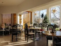 Arcus Premium Hostel Hotels near Bielany