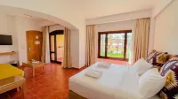 Tamra Beach Resort
