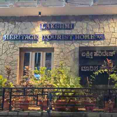 Lakshmi Heritage Tourist Home Hotel Exterior