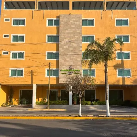 Aberdeen Hotel Dolores Hidalgo