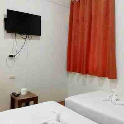 Sulit Budget Hotel Near Dgte Airport Citimall Rooms