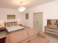 Green Garden Hotel Hotels near Sabayil