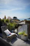 Mr & MRS Smith Artist Residence Cornwall - Ocean View