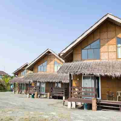El Puerto Marina Beach Resort & Vacation Club Hotel Exterior
