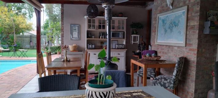 Earthbound Guest House Hotels in Oudtshoorn