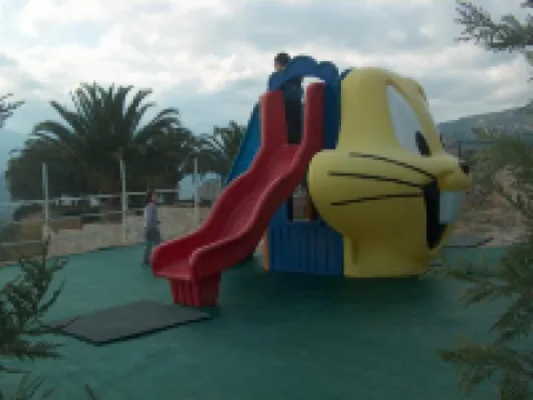 Chrissa Camping Rooms & Bungalows