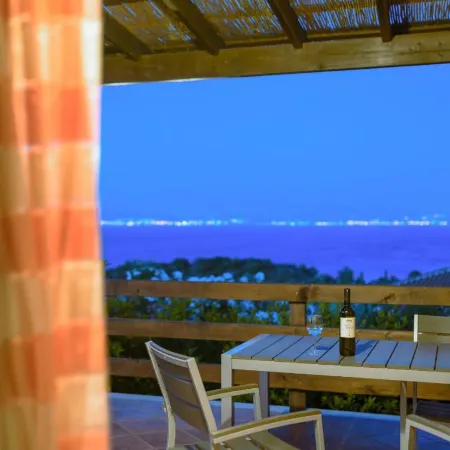 Mouzakis Villas