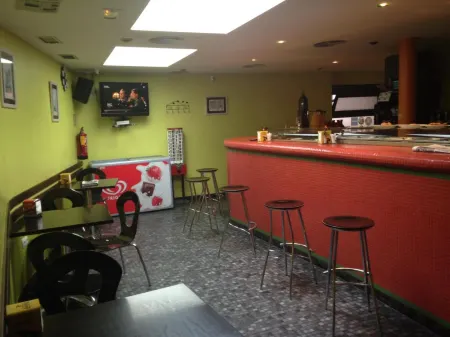 Hotel Asador O Callejón de Belchite Отели в г. Comarca de Hoya de Huesca