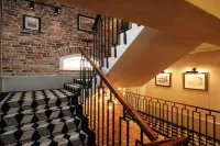 أبارتامينتي كليب إي فينو فنادق في غدانسك