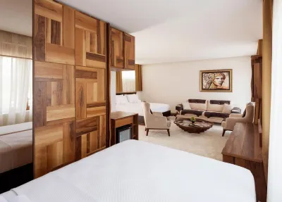 Waikiki Apartments