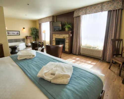 Days Inn by Wyndham Levis Hotels in Levis